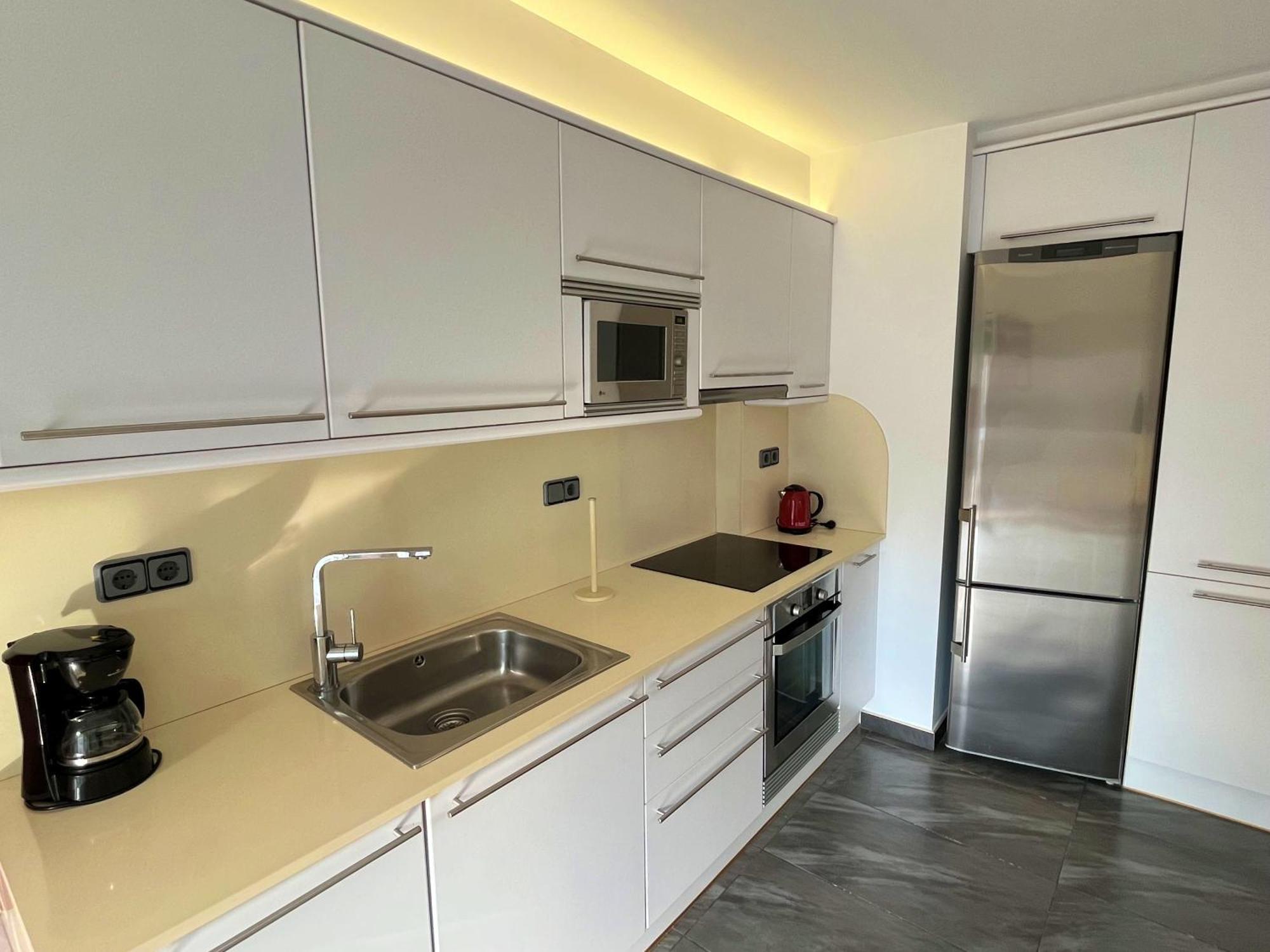 Apartamento Cerca De La Playa บลาเนส ภายนอก รูปภาพ